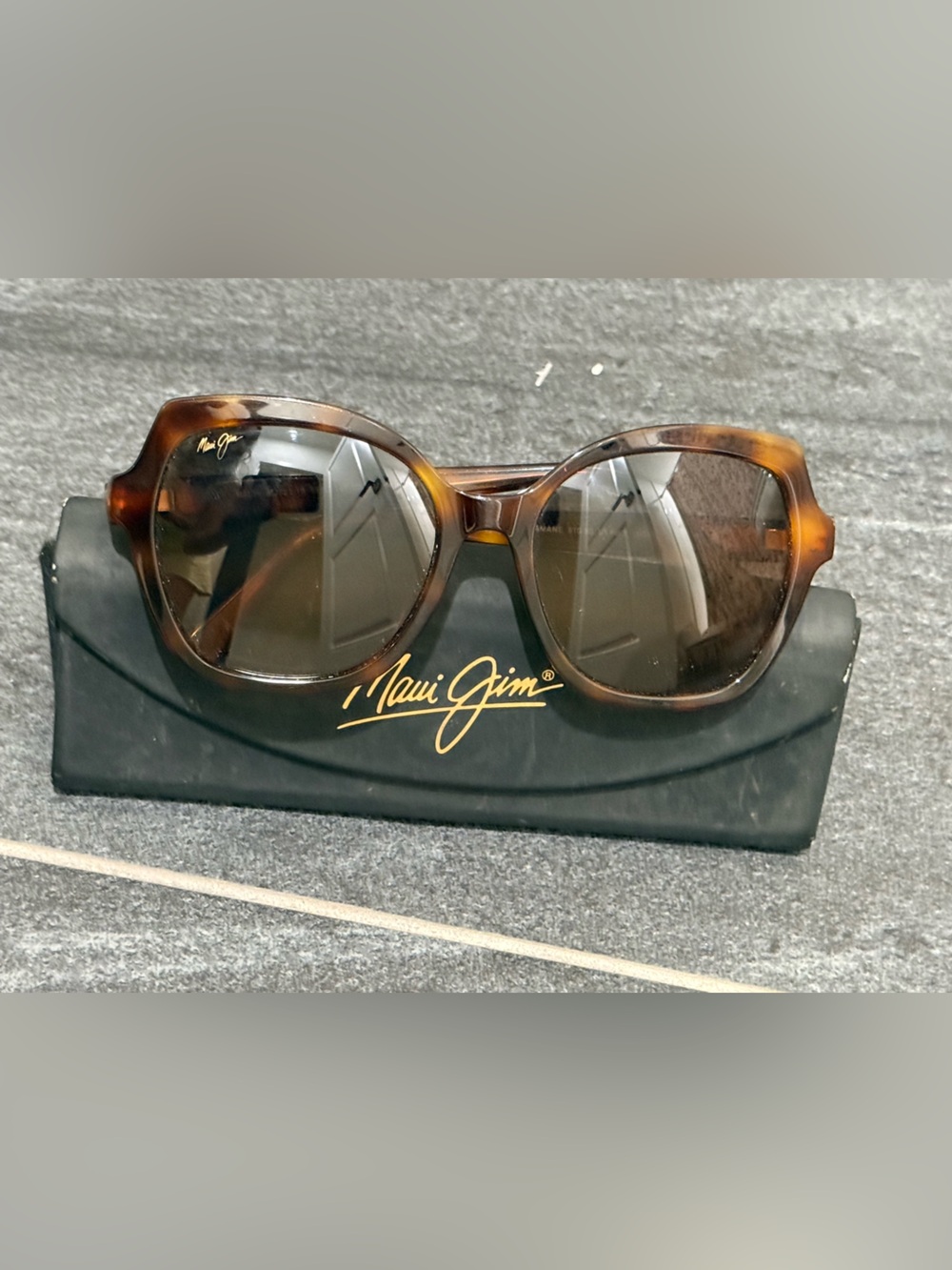 Maui Jim Tortoiseshell Brown Frame Sunglasses with Brown Lenses